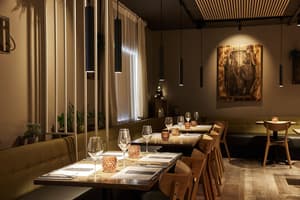 thumbnail: Restaurant