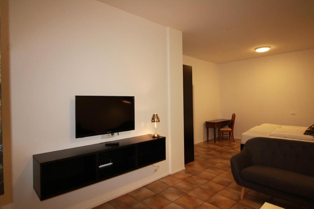 c95d3764f17ebd4656de3cf5ec9405ee.jpg