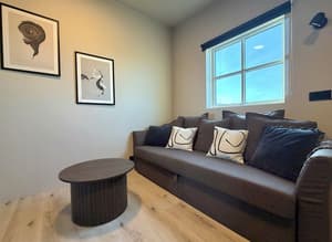 thumbnail: Living area