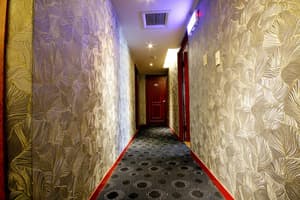 thumbnail: Hallway