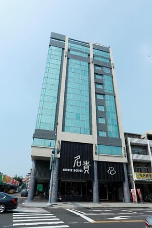 thumbnail: Exterior