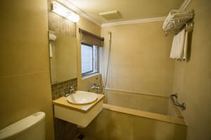 thumbnail: Bathroom