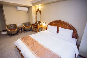 thumbnail: Room