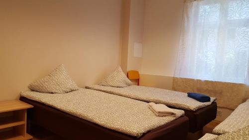 71864259.jpg