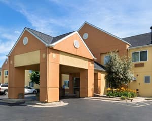 thumbnail: Exterior