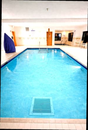 thumbnail: Pool