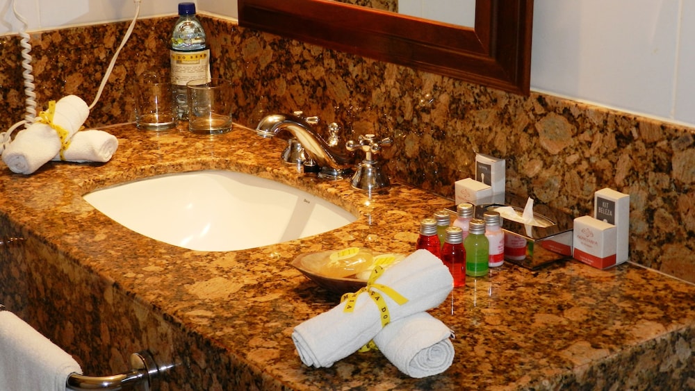 Bathroom amenities