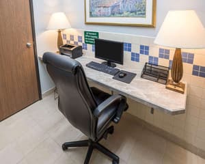 thumbnail: Business center