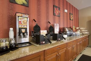 thumbnail: Breakfast area