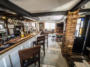 thumbnail: Bar (on property)