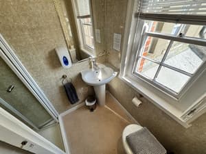 thumbnail: Front of property