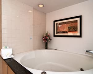 thumbnail: Jetted tub