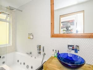 thumbnail: General view