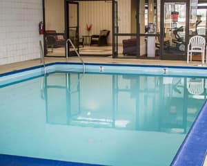 thumbnail: Pool