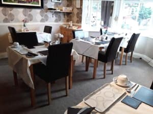 thumbnail: Restaurant