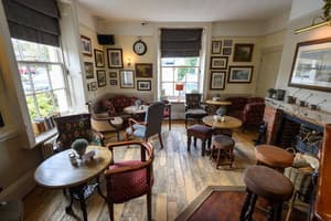 thumbnail: Restaurant