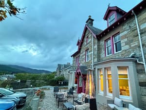 thumbnail: Exterior