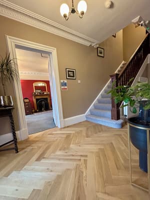 thumbnail: Hallway