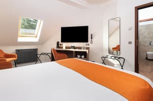 thumbnail: Room
