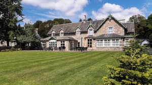 thumbnail: Front of property