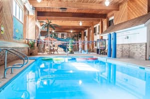 thumbnail: Pool