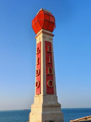 700283502.jpg