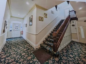 thumbnail: Reception