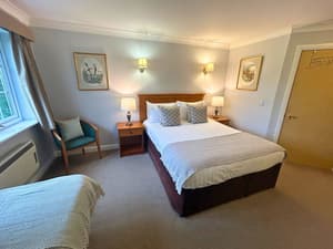 thumbnail: Room
