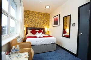 thumbnail: Room