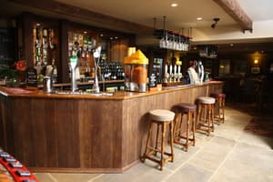 thumbnail: Bar (on property)