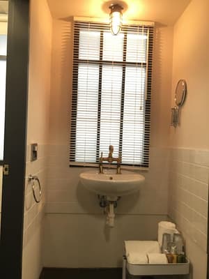 thumbnail: Bathroom sink