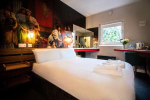 thumbnail: Room