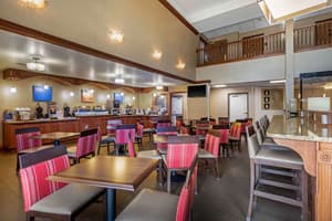 thumbnail: Breakfast area