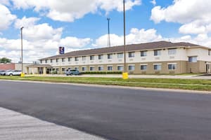 thumbnail: Exterior
