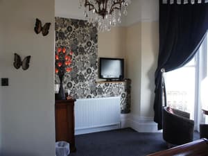 thumbnail: Living room