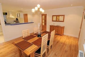 thumbnail: In-room dining