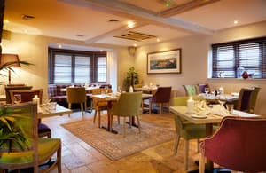 thumbnail: Restaurant
