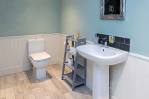 thumbnail: Bathroom