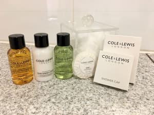 thumbnail: Bathroom amenities