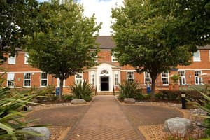 thumbnail: Exterior