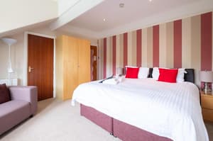 thumbnail: Room