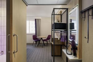 thumbnail: Room amenity