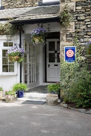 thumbnail: Property entrance