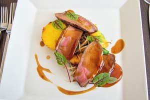 thumbnail: Restaurant