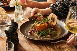 thumbnail: Restaurant