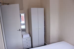 thumbnail: Room amenity