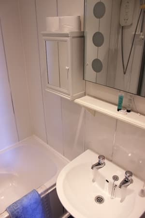 thumbnail: Bathroom sink