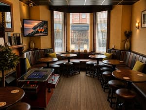 thumbnail: Bar (on property)