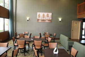thumbnail: Interior entrance