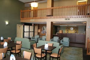 thumbnail: Interior entrance
